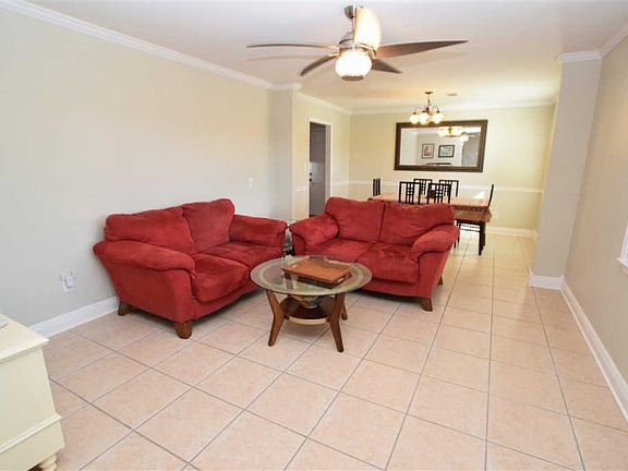 2nd image of 2668 Venetian Way