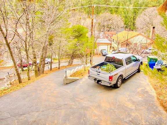 4th image of 23882 Springwater Rd