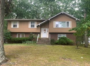 45 Butterfly Rd, Jackson, NJ 08527