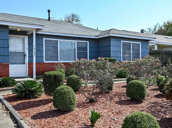 1962 Bingle Rd, Houston, TX 77055