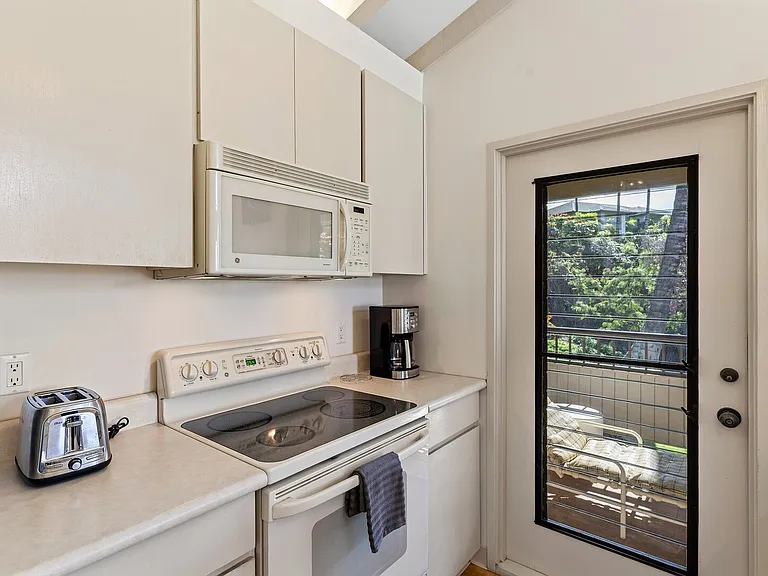 Wailea Ekolu Pl — Photo 20