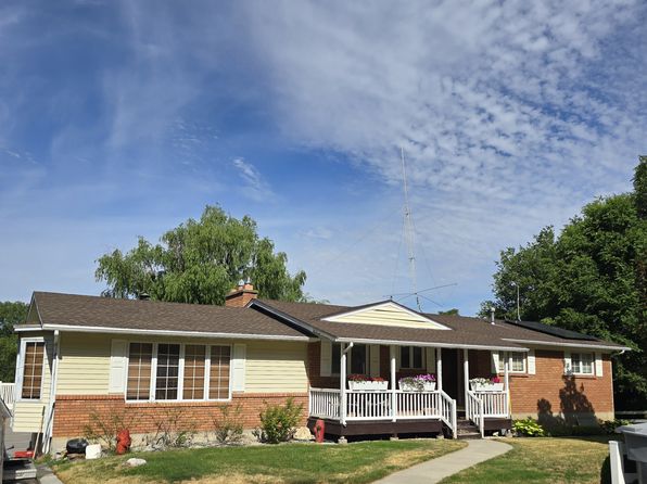 2935 N Highway 38