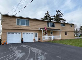 5961 N Burdick St FLOOR 2, East Syracuse, NY 13057