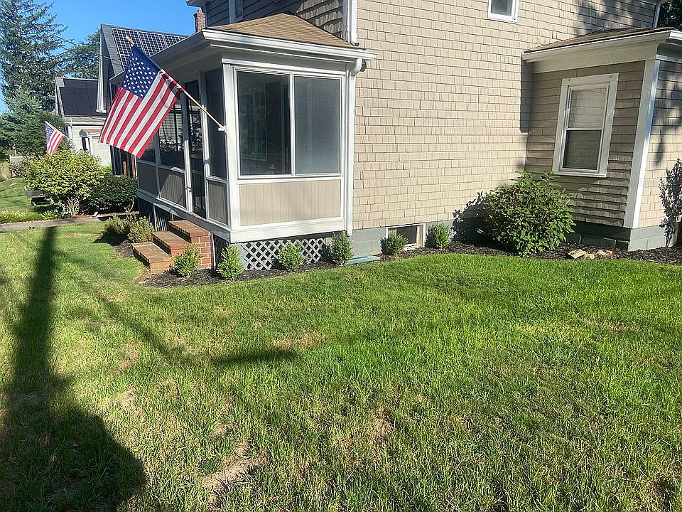 1st image of 196 Summer St
