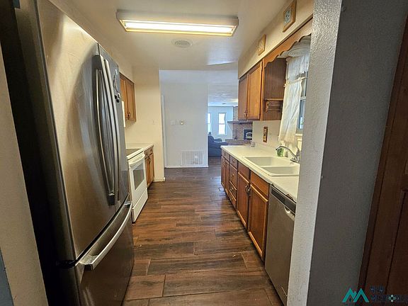 4th image of 600 Canoncito Dr