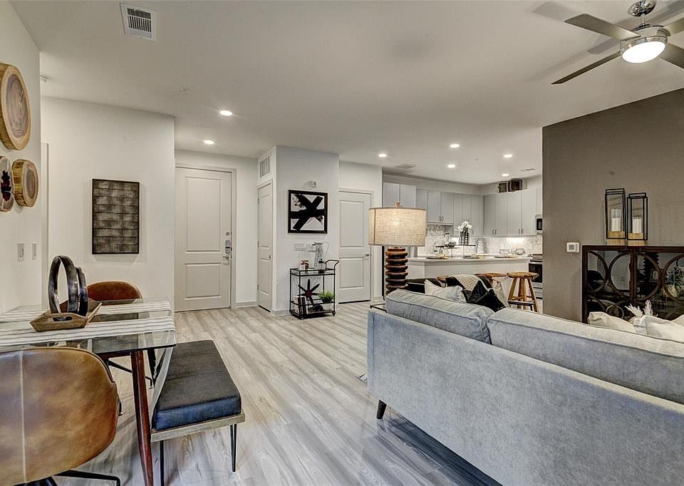 1st image of 3636 Shepherd Dr #522