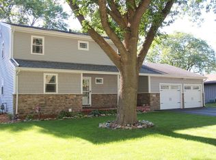 610 S Tennessee Pl, Mason City, IA 50401