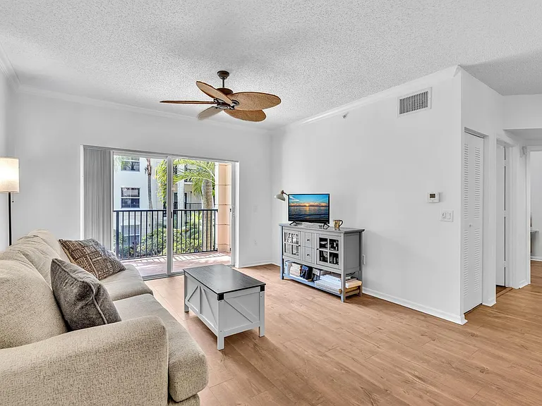 4216 Tuscany Way #4 — Photo 1
