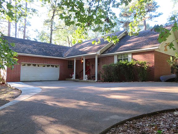 3rd image of 1030 Evergreen Dr