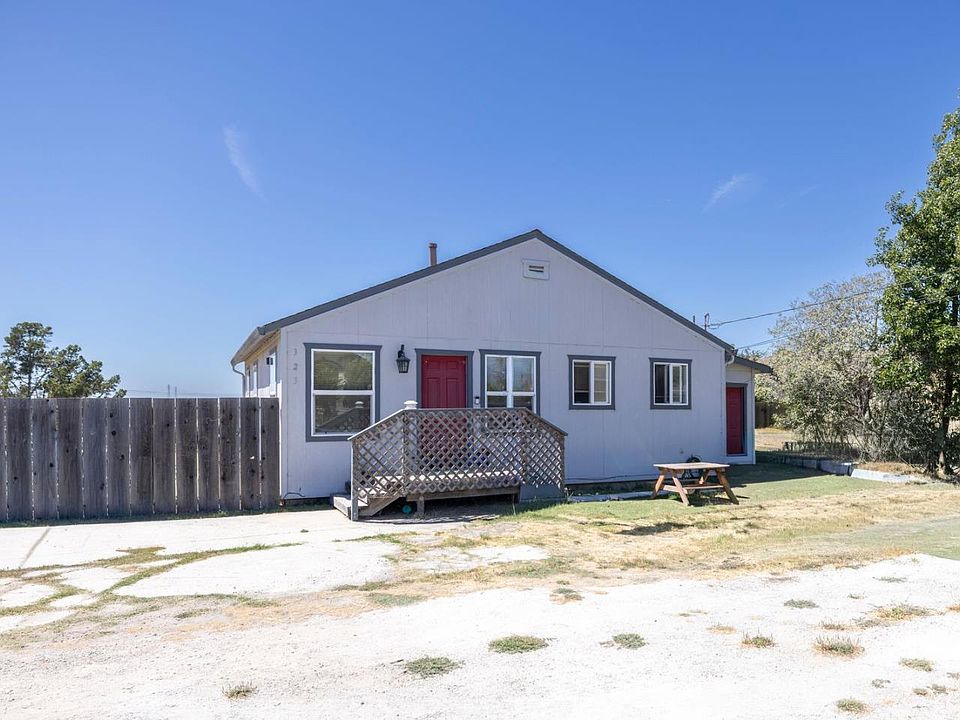1st image of 323 Addington Ln