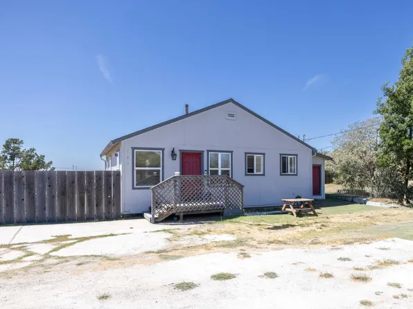 323 Addington Ln, Salinas, CA 93907