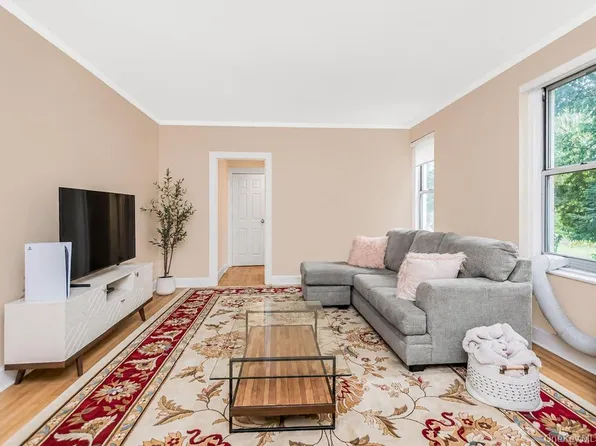472 Gramatan Avenue #O2, Mount Vernon, NY 10552