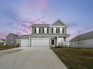 596 Courtright Dr E, Pickerington, OH 43147