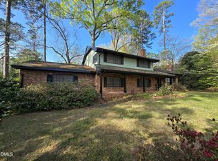 3301 Caldwell Dr, Raleigh, NC 27607