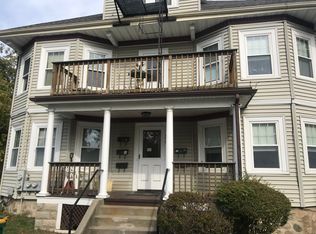 25 Chapel Ct #1RIGHT, Norwood, MA 02062