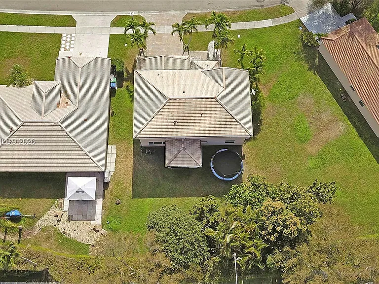 2232 SW 120th Ave — Photo 32