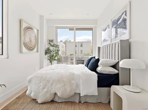 19-14 21st Road #2A, Astoria, NY 11105