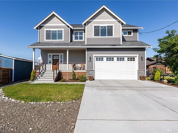 3rd image of 4258 Saltspring Dr