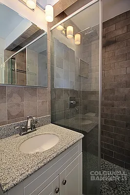 Sold by Bellmarc Realty | media 16