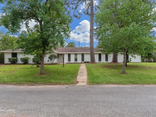 9002 Melody Ln, Shreveport, LA 71118