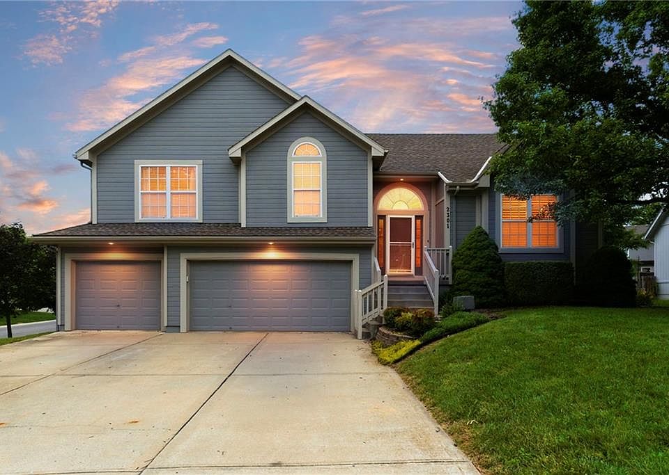 1st image of 2301 SW Tracker Ln
