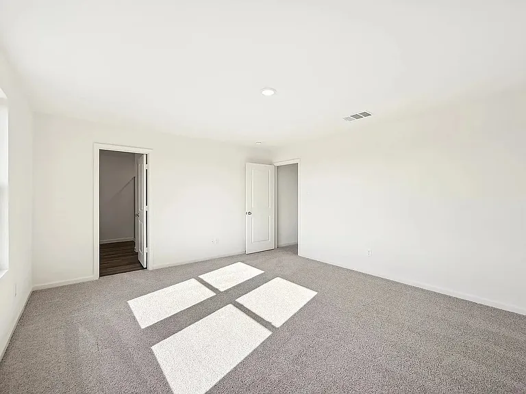 5723 Roadhouse Dr — Photo 15