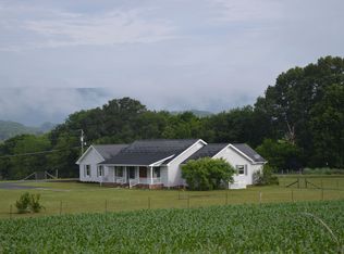 243 C L Barker Rd, Dunlap, TN 37327