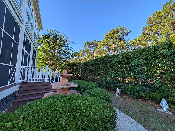 5th image of 136 Cottage Ct.