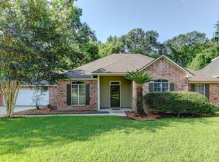 201 Red Barn Dr, Carencro, LA 70520
