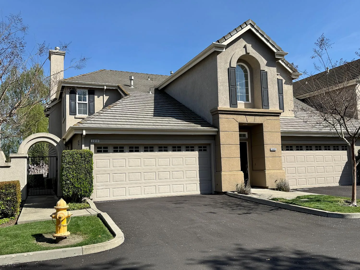 3659 Saint Andrews Dr photo 1