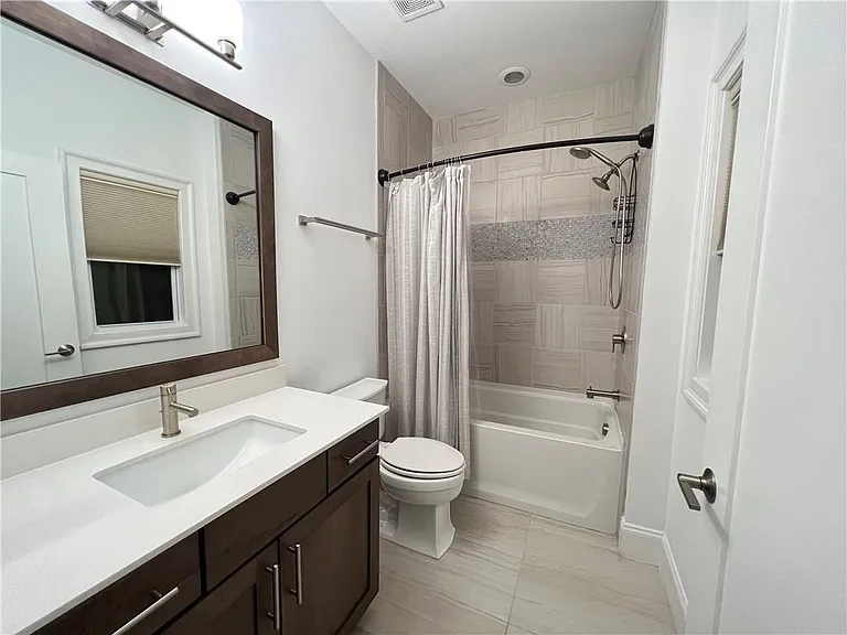 18 Peachtree Ave NE #1 — Photo 16