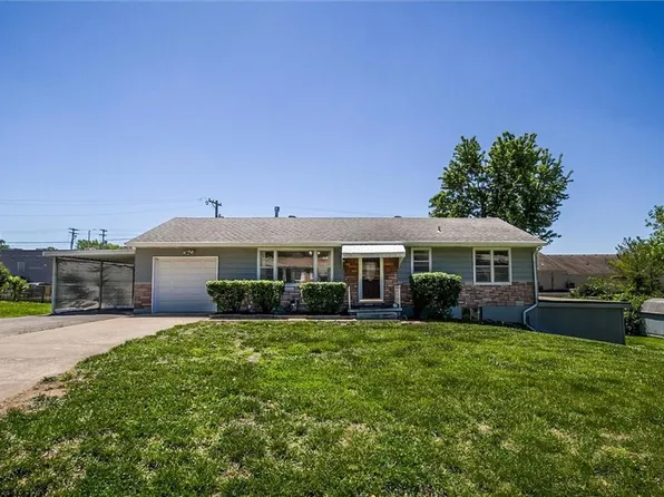 107 NE 72nd Ter, Gladstone, MO 64118
