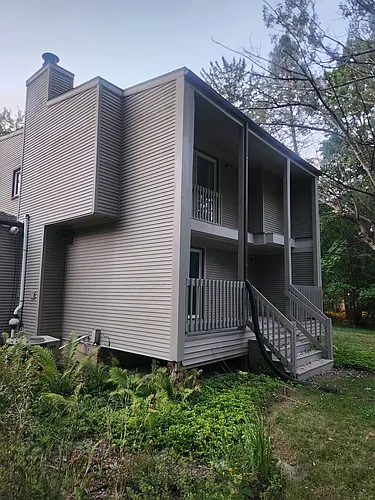 2050 Chalmers Dr Photo 1