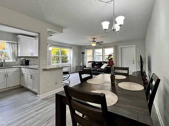 4th image of 203 Sheffield I