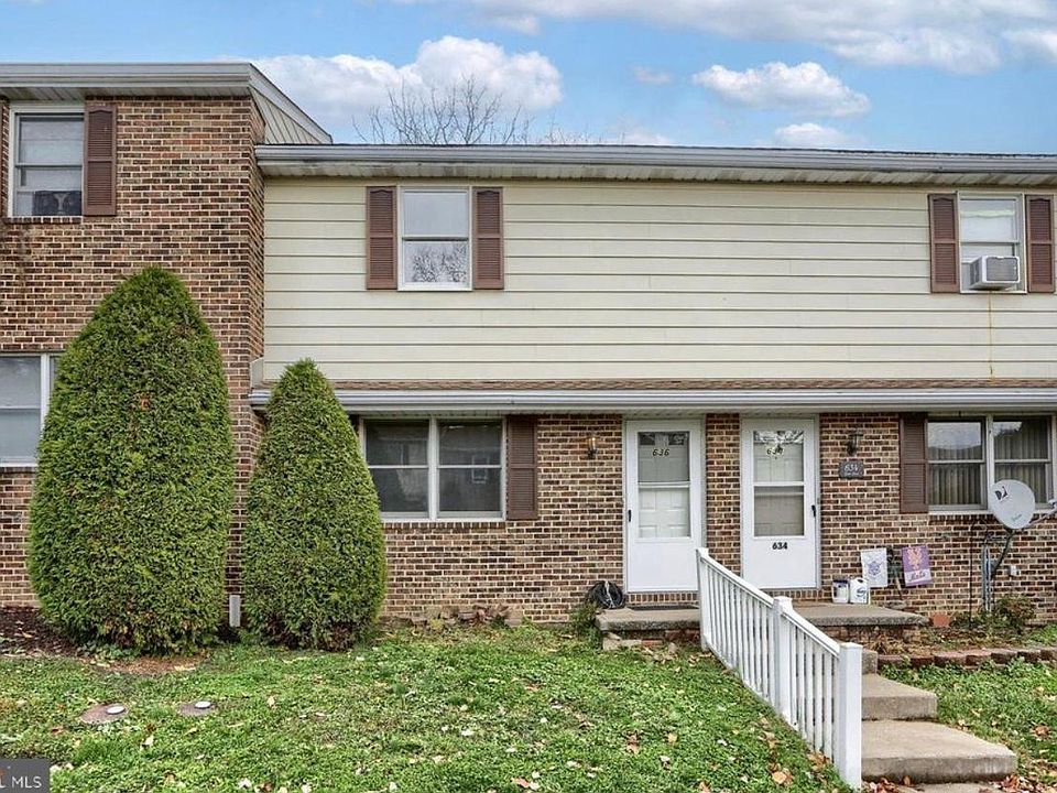 1st image of 636 Gates Ln