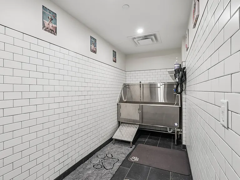 LiveWell Apartments — Photo 92