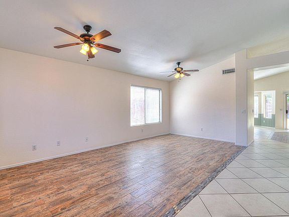 3rd image of 2890 S Camellia Dr