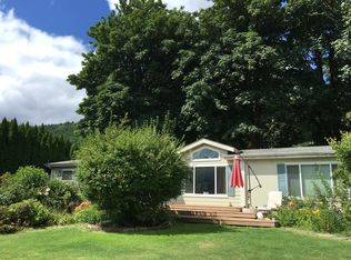 461 Burchard Dr, Scottsburg, OR 97473