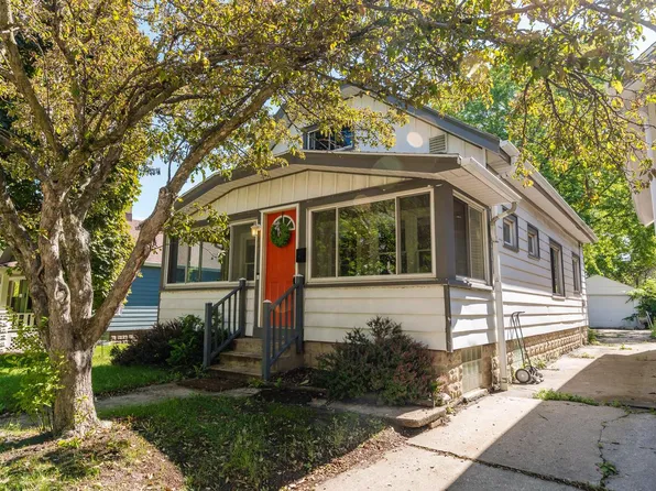 240 South 69th STREET, Milwaukee, WI 53214