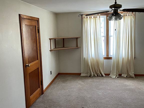 4th image of 11526 Keran St
