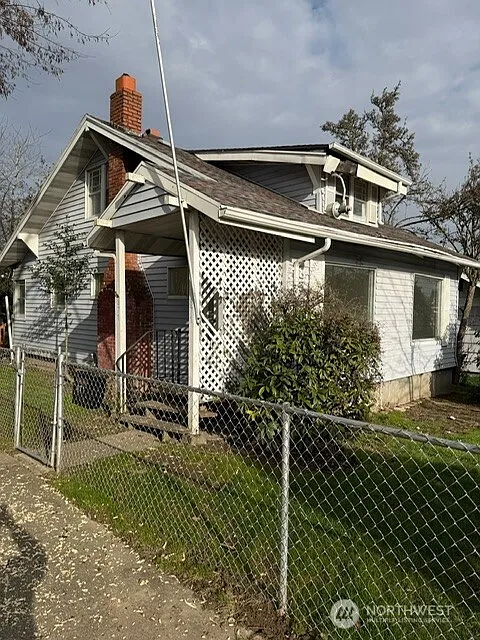 871 S 45th Street photo 1