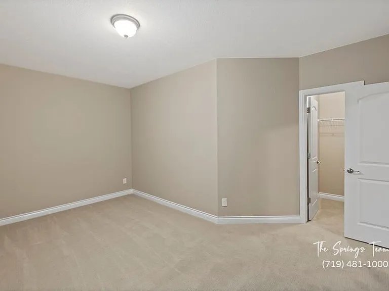 9547 Dewitt Dr — Photo 42