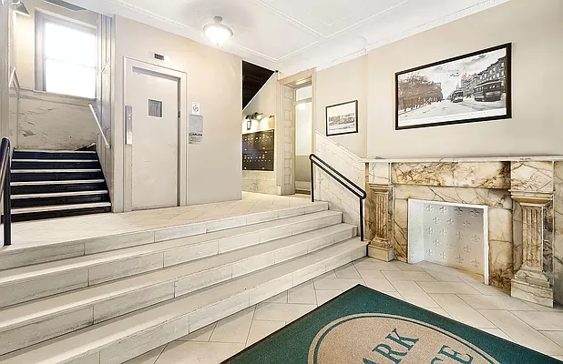 Rented by Keller Williams NYC | media 19