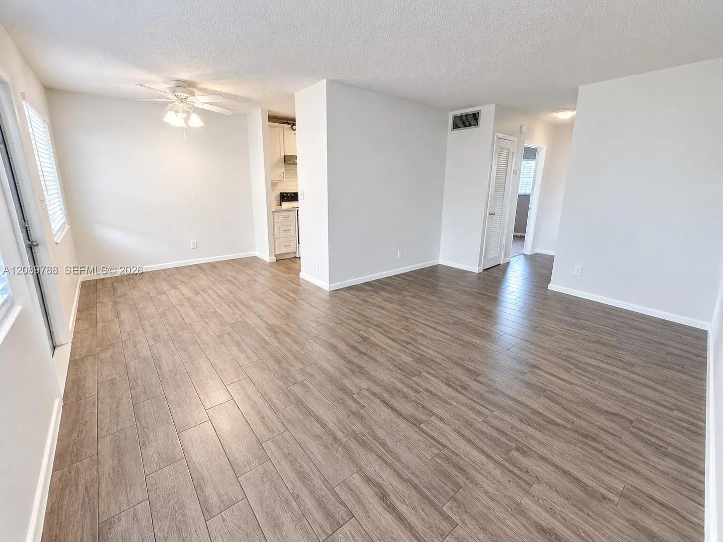 Ronola Apts Condo — Photo 4