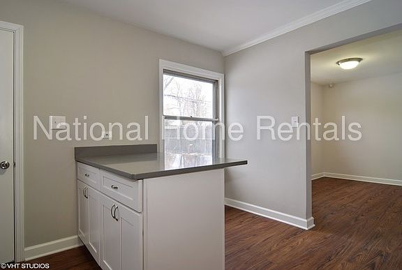 4th image of 309 Stratford Cir #309