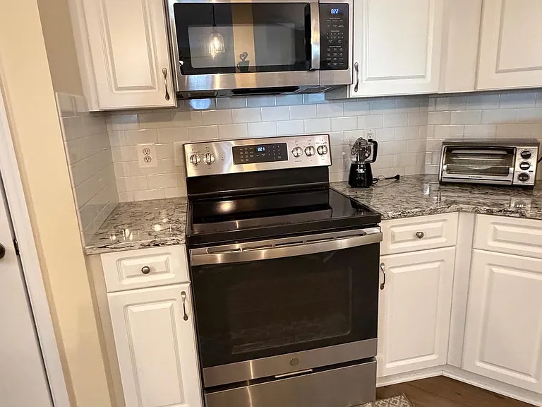 400 Symphony Cir #219H — Photo 9