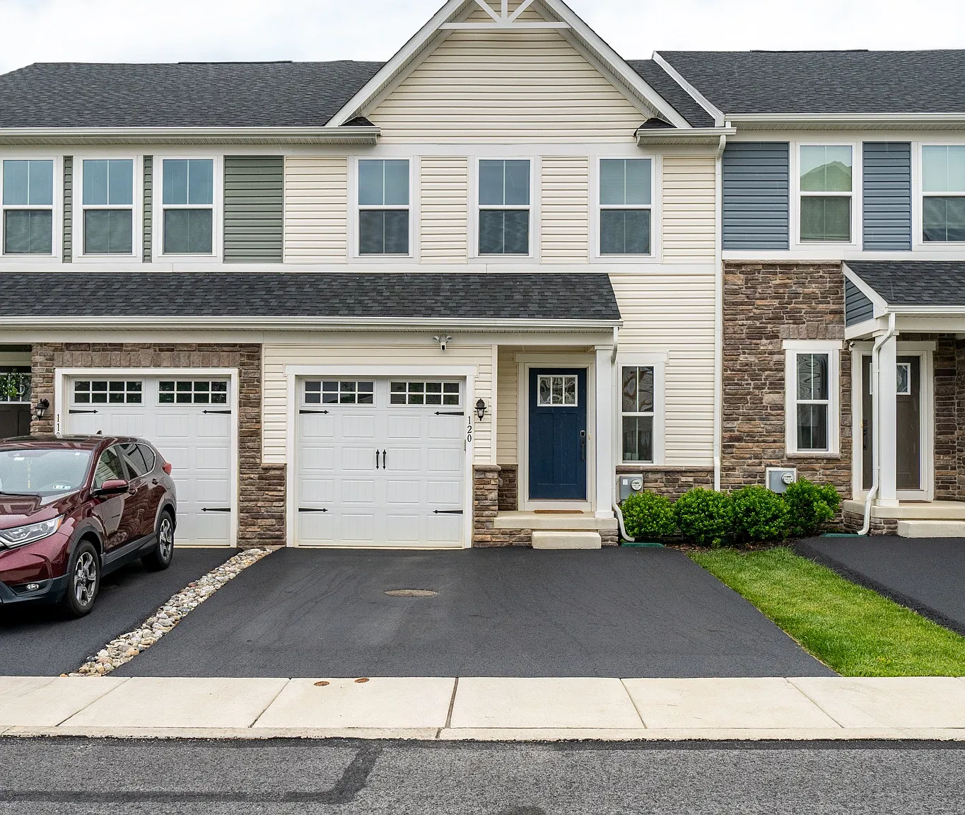 120 Azalea Drive, Downingtown, PA — Photo 1