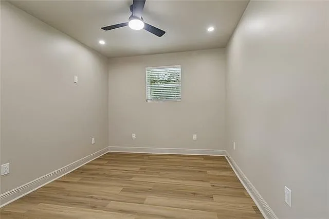 212 Berkley Dr — Photo 13