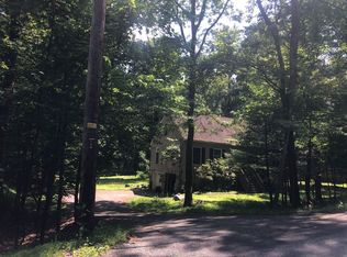 2169 Sky High Dr, Bartonsville, PA 18321