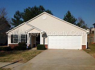 1024 Saint Augustine Pkwy, Locust Grove, GA 30248